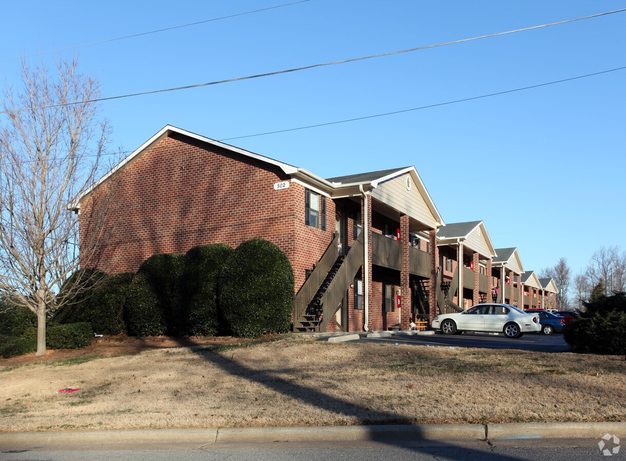 Briarcliffe Apartments For Rent In Kernersville Nc Forrent Com