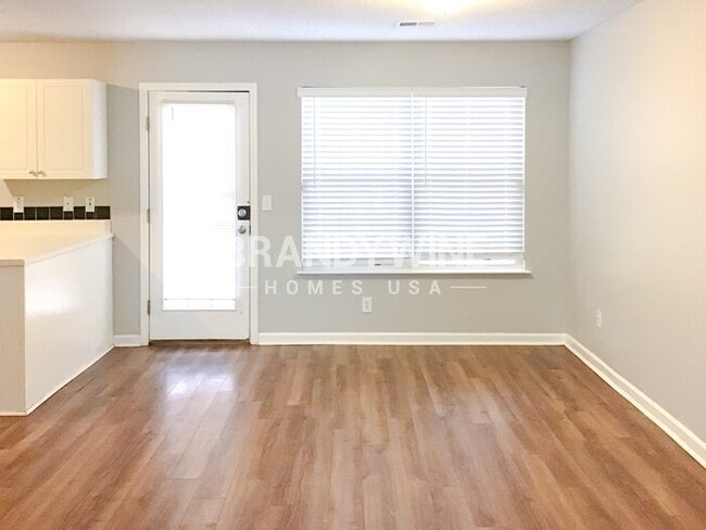 Photo - 168 Watercress Ct