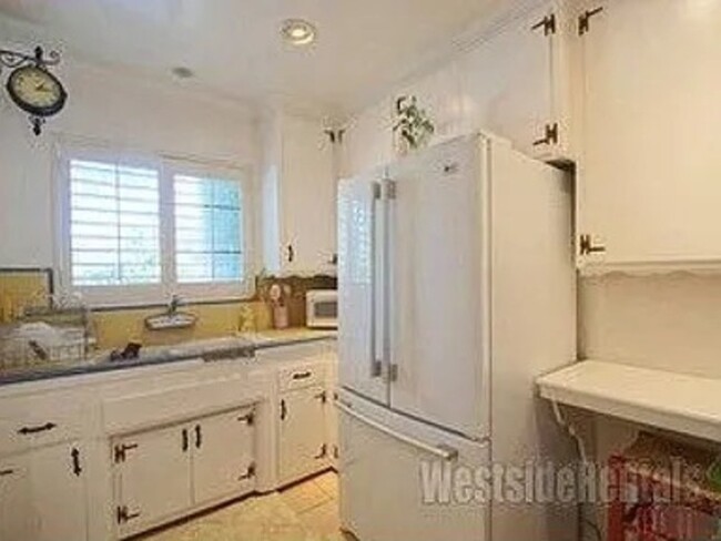 Photo - 10823 Whipple St Rental