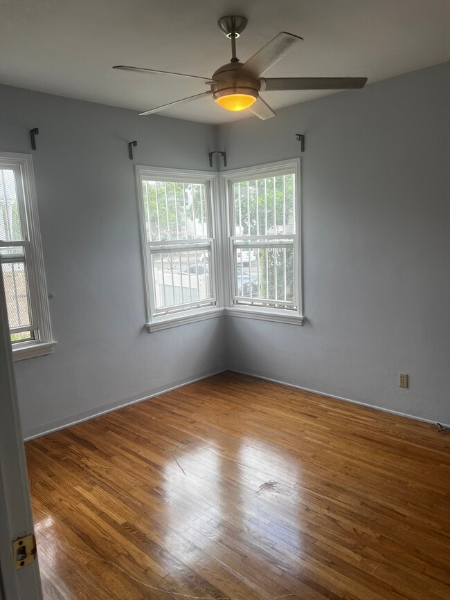 Photo - 12025 Ocean Park Blvd Unit East apartment front