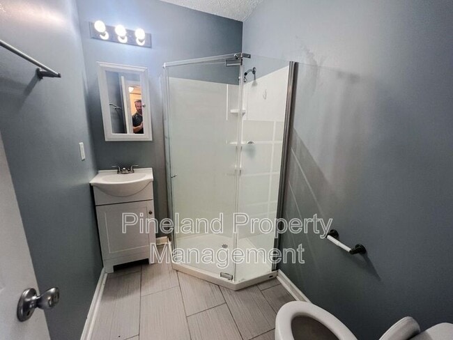 Photo - 6412 Rockford Dr