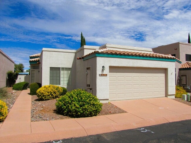 Building Photo - 2BR/2BA/2CG, 1437 sq.ft. rental w/ communi...
