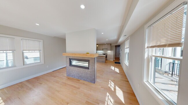 Photo - 93 Williston Rd Unit 2