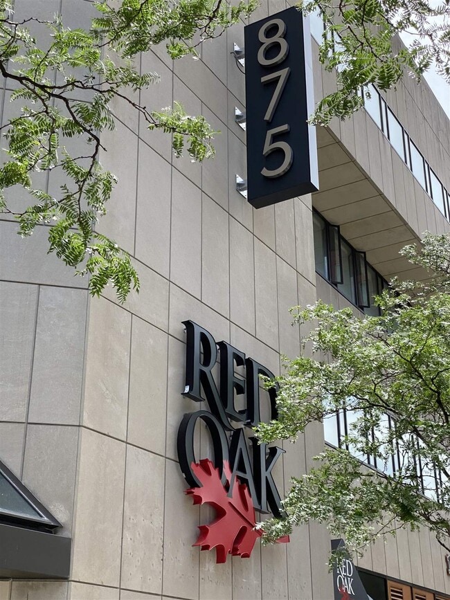 Photo - 875 Elm St Unidad 418