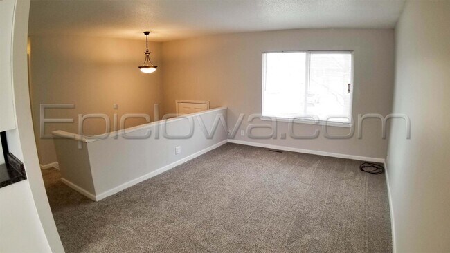 Photo - 6708 Idlebrook Ln NE