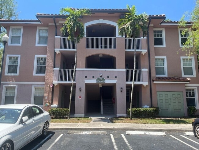 Building Photo - 6812 W Sample Rd Unit 6812