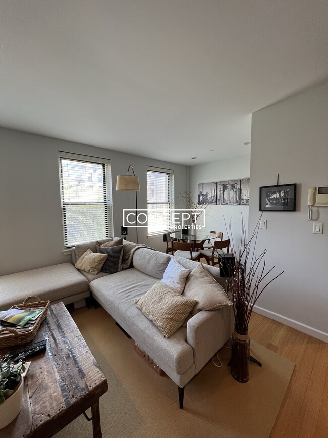 Photo - 1661 Washington St Unidad 302