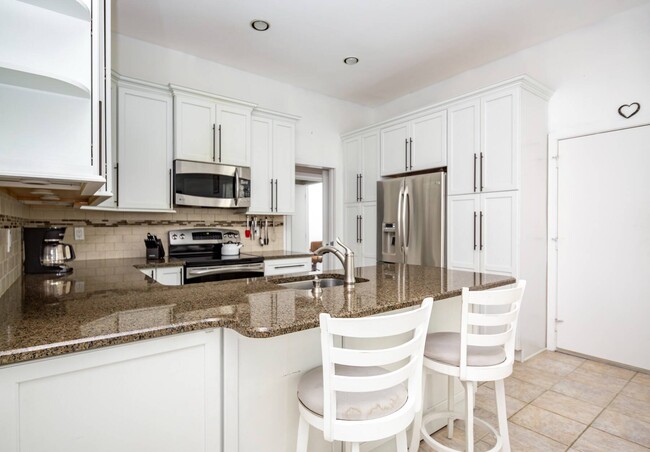 Photo - 400 Noyack Rd Condo Unit A3 A3