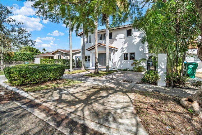 Photo - 527 SW 20th Rd