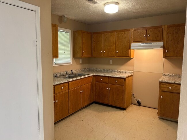 Photo - 12 Tina Dr Unit 12