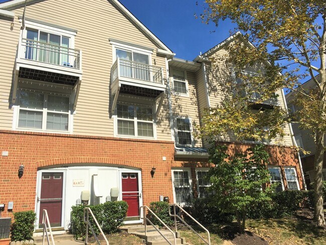 Gorgeous 3 BR/2.5 BA Townhome in Elkridge! - Gorgeous 3 BR/2.5 BA Townhome in Elkridge!