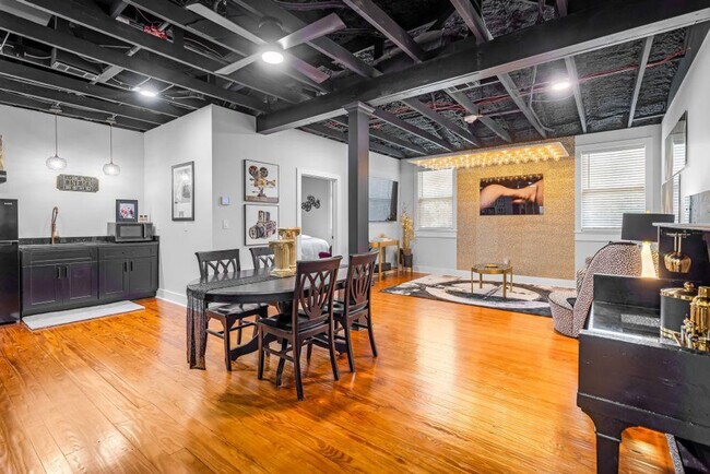 Photo - 156 Camellia St Unit ID1266988P