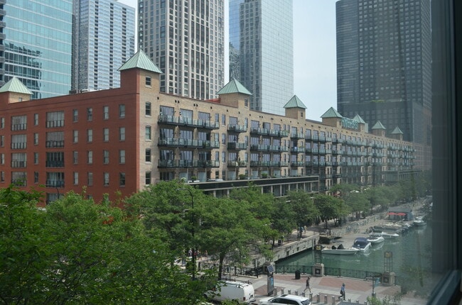 Photo - 440 N McClurg Ct Unit 508
