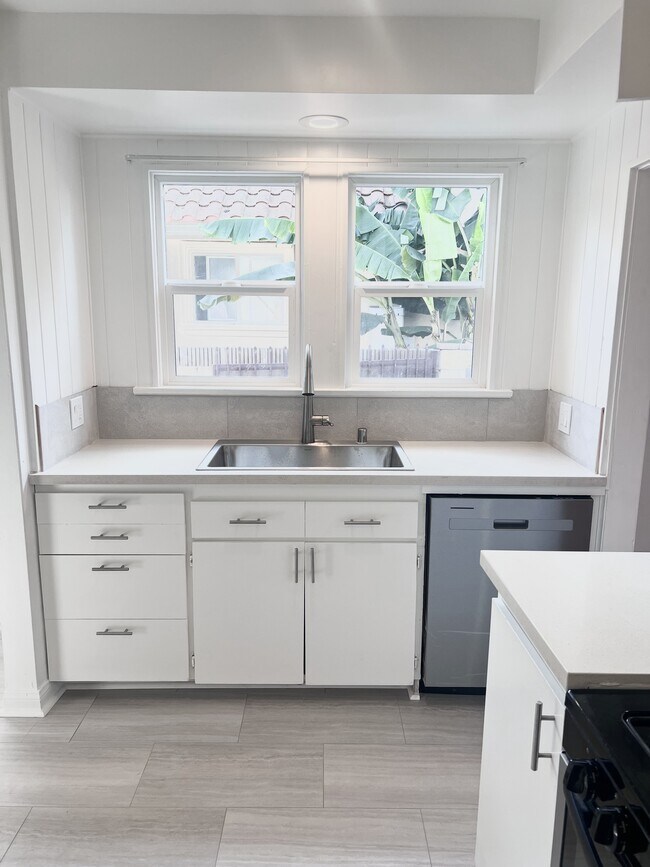 Photo - 4628 6th Ave Unit 4628