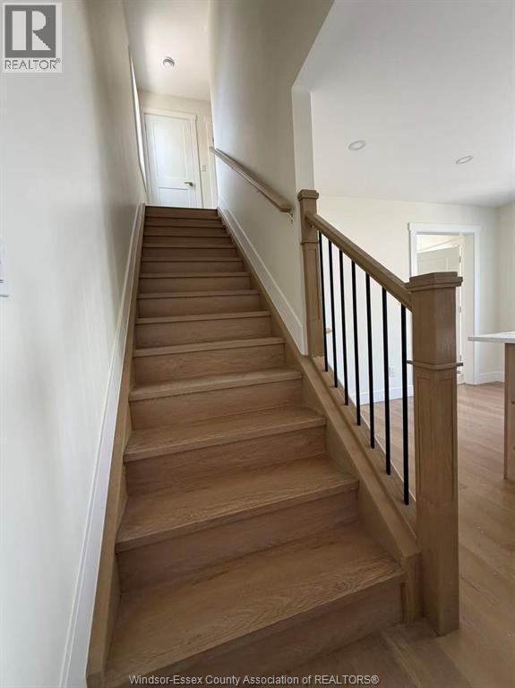 Photo - 160 Askin Ave
