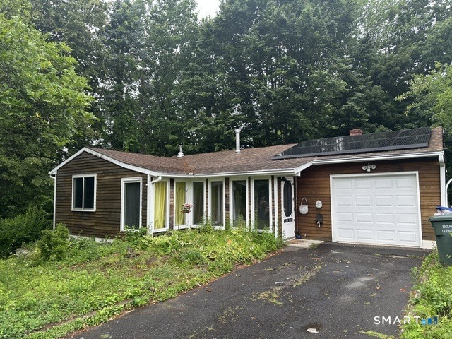Photo - 182 Ashton St