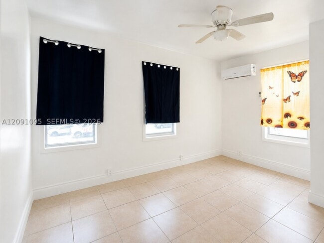 1186 NW 103rd St Unit 2