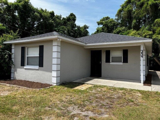 Building Photo - 354 Pearlwood St