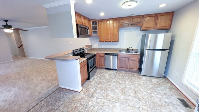 Photo - Turnabout Lane Duplex Unit Turnabout Lane Duplex - Left