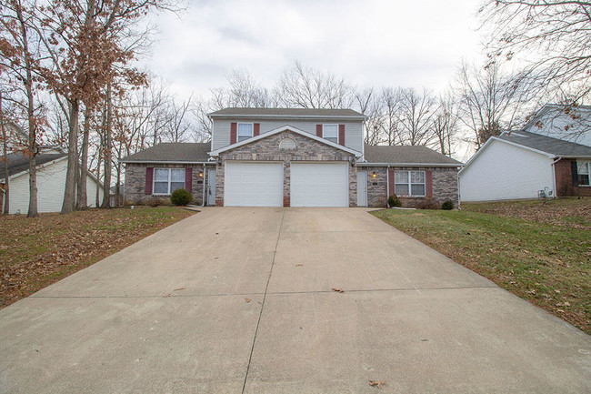 Photo - 1318 Valley Creek Ln Townhome