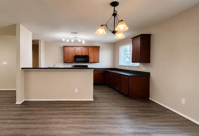Photo - 1701 Quail Springs Cir
