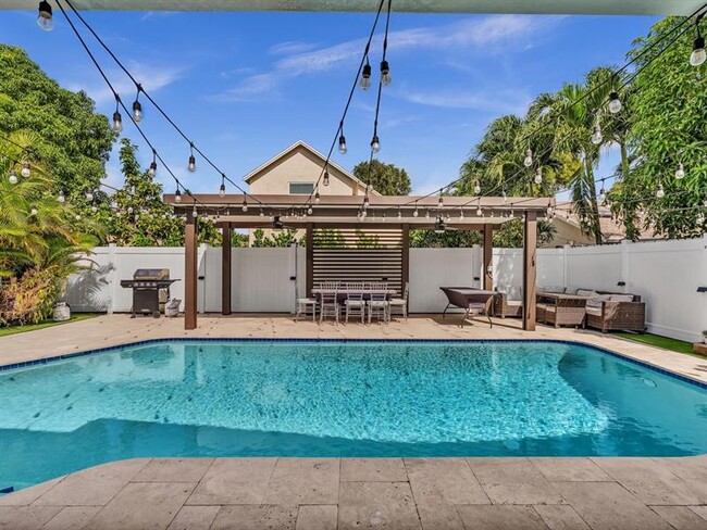 Photo - 9831 SW 58th Ct