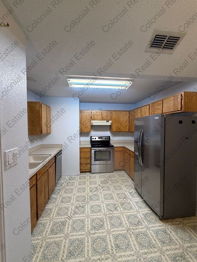 Photo - Spacious 4 bedroom 2 bath home.