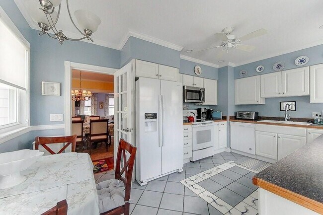 Photo - 51 Powel Ave