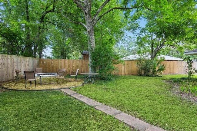 198 Alello Dr