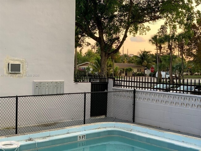 Photo - 17031 NE 21st Ave Unit 16