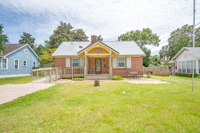 Photo - East Pensacola 4BR Home with Loft, Sunroom, Hardwood Floors & Updated Kitchen