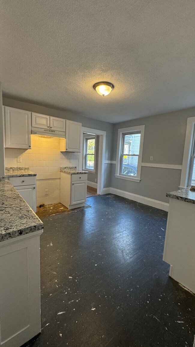 Photo - 54 Hooker Ave