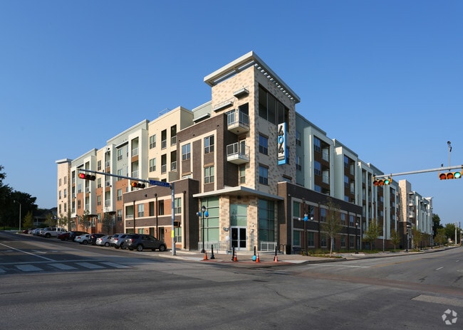 Oficina de arrendamiento - 404 Border Apartments