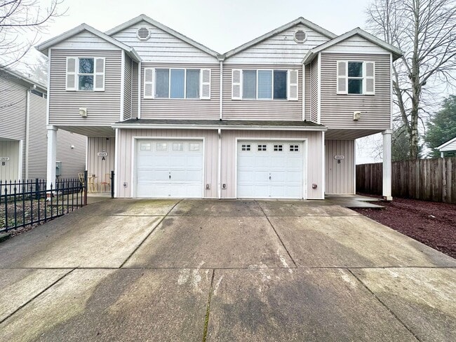 Building Photo - Beautiful 3-Bedroom, 2.5-Bath Condo with Modern Comforts!