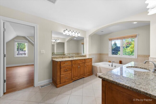 Photo - 277 Harvey Ave