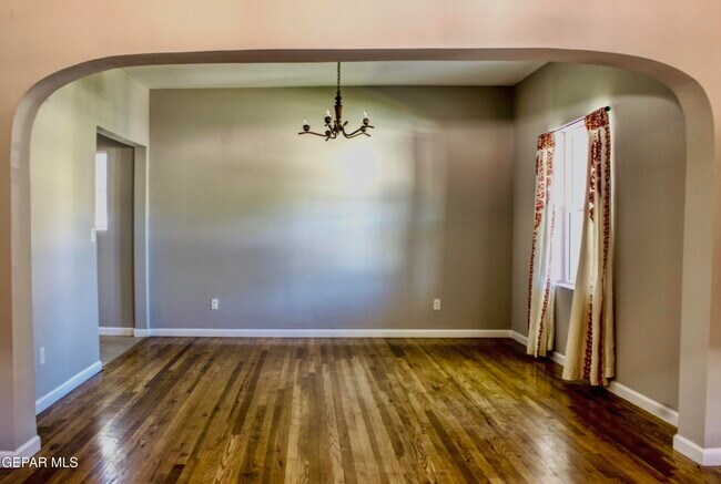 Photo - 3508 Douglas Ave