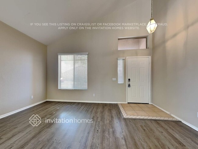 Photo - 3909 N 103rd Dr