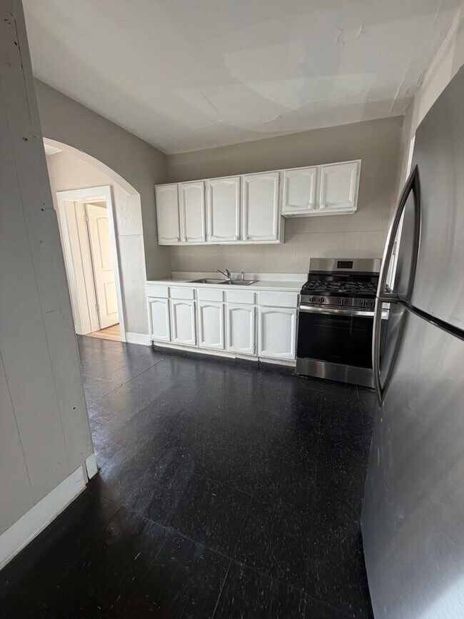 Photo - 2905 Madison Ave Unit 3