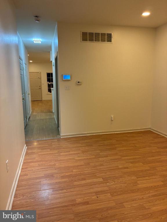 Photo - 46 Reading Ave