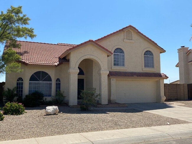 3 Bedroom 2.5 Bathroom with a Pool in Gard... - 3 Bedroom 2.5 Bathroom with a Pool in Gard... House