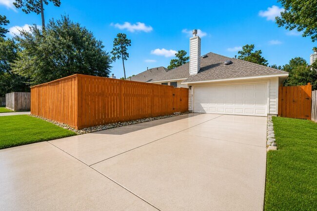 Photo - 18 Avenswood Pl