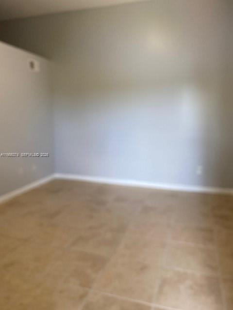 Photo - 1385 Crystal Way Unidad L