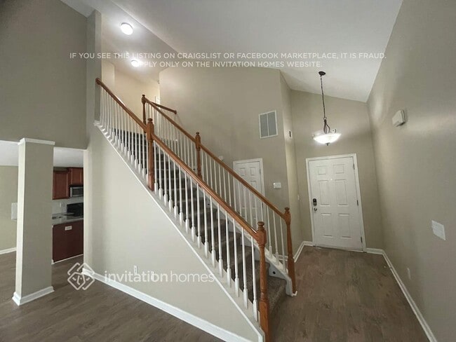 377 Highland Falls Dr