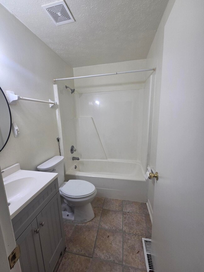 637 Eureka Springs Dr