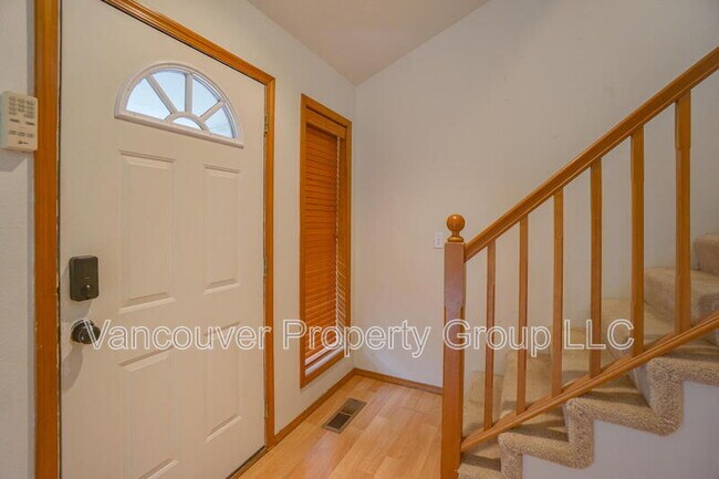 Photo - 15308 NE 11th Cir