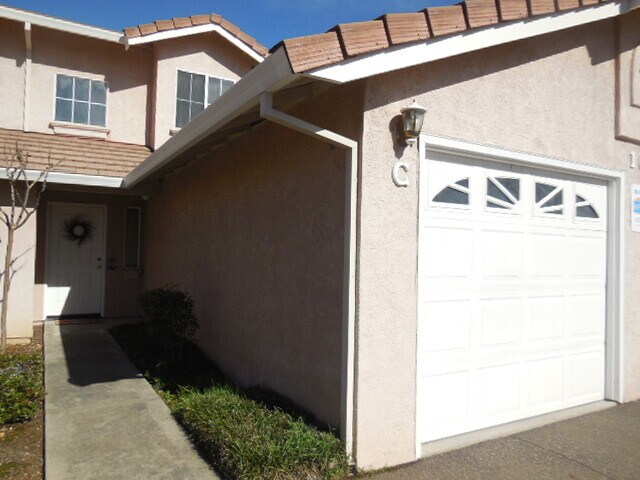 1072 Burton Dr Unidad C