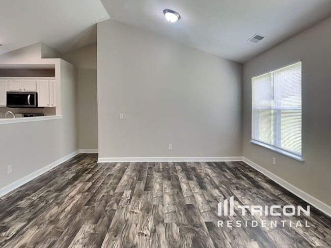 Photo - 7120 Winding Cedar Tr