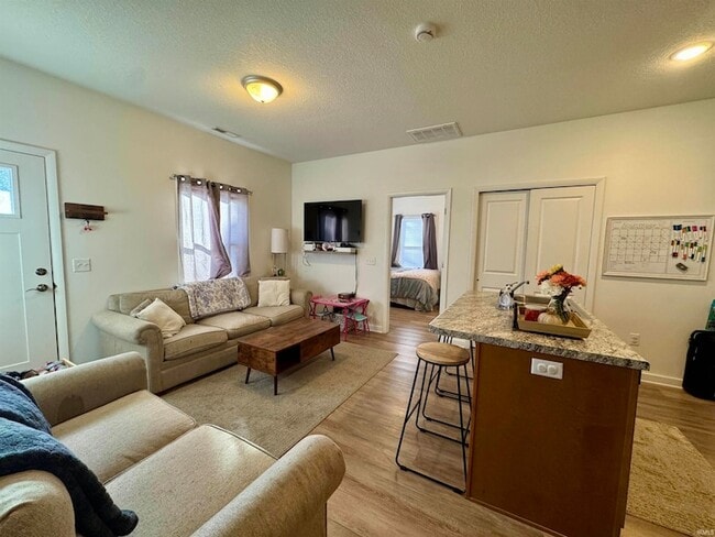 Photo - 3515 Lower Huntington Rd