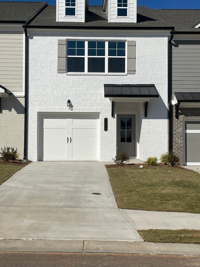 Building Photo - 5136 Fox Den Rd