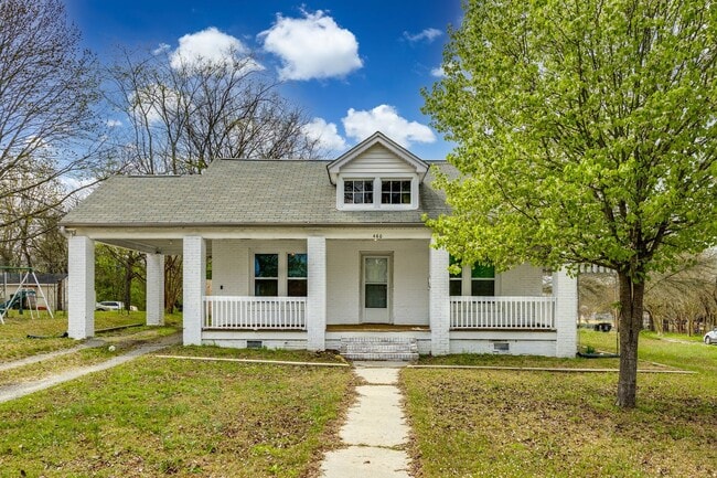 2 Bedroom 1.5 bath All Brick Ranch in Rock... - 2 Bedroom 1.5 bath All Brick Ranch in Rock... House